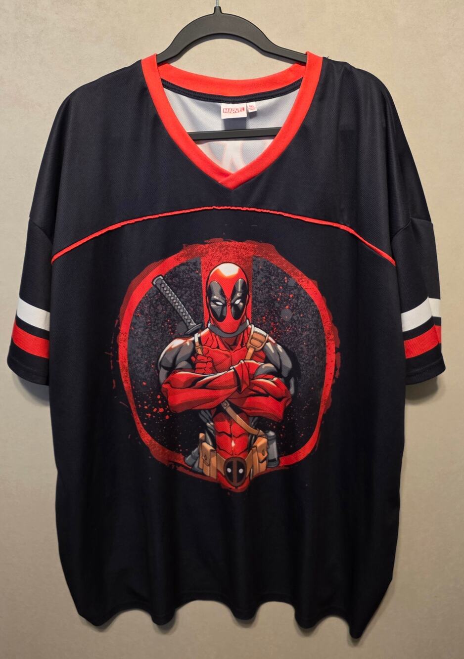 NWOT Marvel Deadpool Soccer Jersey black/Red large graphic character 3XL